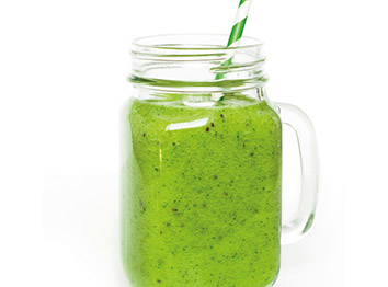 Power-Smoothie mit Avocado